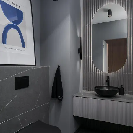 View Apartment, Free Underground Parking, Square 6 Min 弗罗茨瓦夫